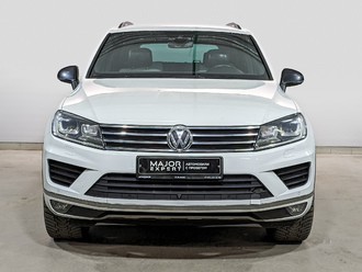 фото Volkswagen Touareg II 2017