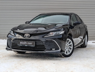 фото Toyota Camry VIII 2021