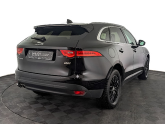 фото Jaguar F-Pace 2017