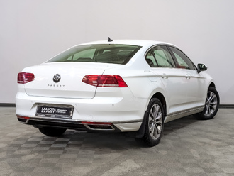 фото Volkswagen Passat B8 2021