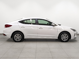 фото Hyundai Elantra VI 2019