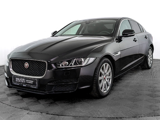 фото Jaguar XE 2018