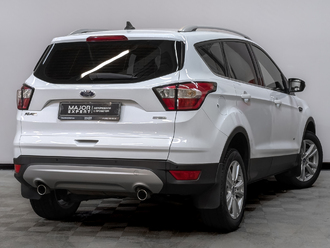 фото Ford Kuga II 2017