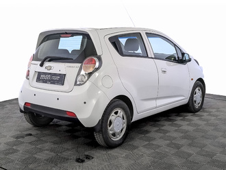 фото Chevrolet Spark III (M300) 2011