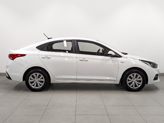 фото Hyundai Solaris II 2019