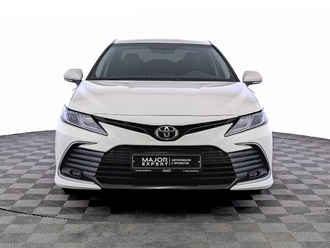 фото Toyota Camry VIII 2021