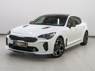 фото Kia Stinger I 2022