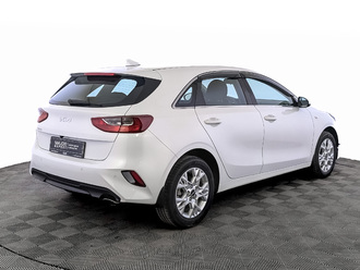 фото Kia Ceed III 2022