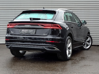 фото Audi Q8 (4M) 2021