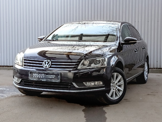 фото Volkswagen Passat B7 2012