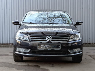 фото Volkswagen Passat B7 2012