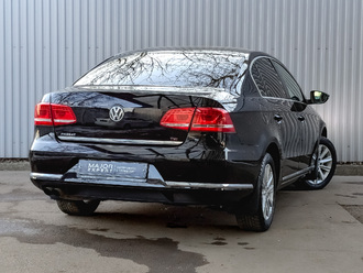 фото Volkswagen Passat B7 2012