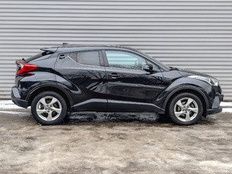 фото Toyota C-HR 2019