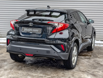 фото Toyota C-HR 2019