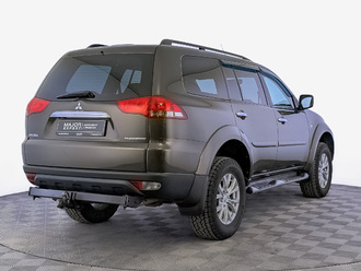 фото Mitsubishi Pajero Sport II 2015