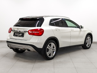 фото Mercedes-Benz GLA (X156) 2016