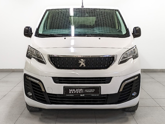 фото Peugeot Traveller 2018