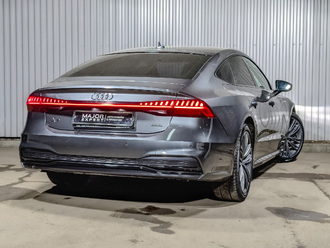 фото Audi A7 (4K) 2022