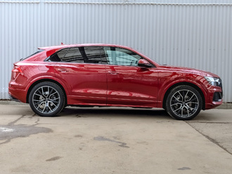 фото Audi Q8 (4M) 2021