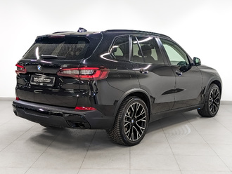 фото BMW X5 (G05/F95) 2021