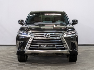 фото Lexus LX III 2017