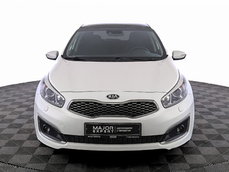 фото Kia Cee`d II 2018