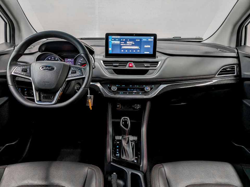 Фото JAC JS3 с пробегом 2 146 км