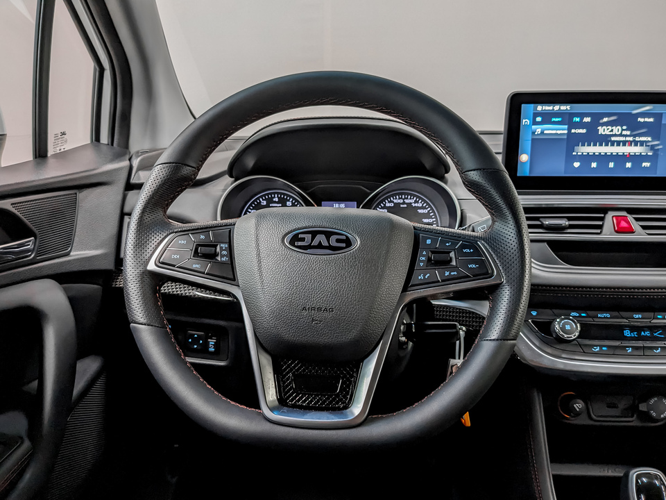Фото JAC JS3 с пробегом 2 146 км