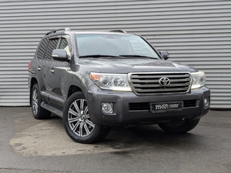 фото Toyota Land Cruiser 200 2013