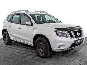 фото Nissan Terrano D10 2015