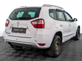 фото Nissan Terrano D10 2015