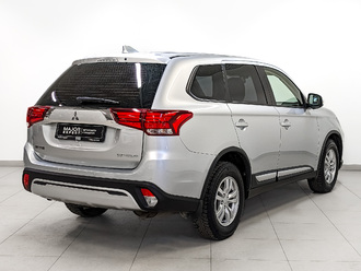 фото Mitsubishi Outlander III 2019