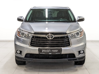 фото Toyota Highlander III 2014