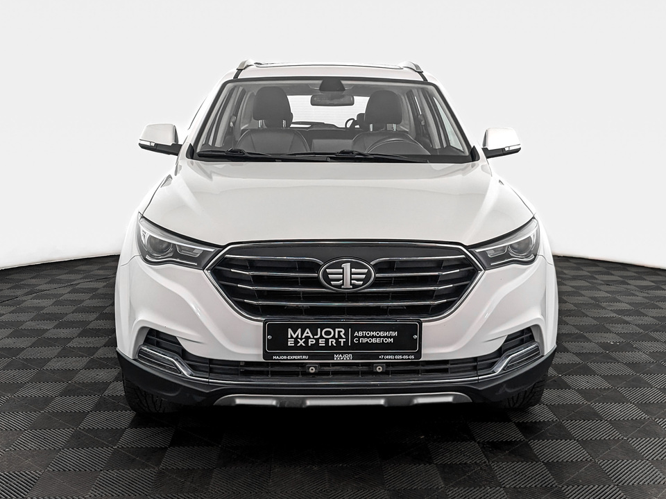 Фото FAW Besturn X40 с пробегом 38 302 км