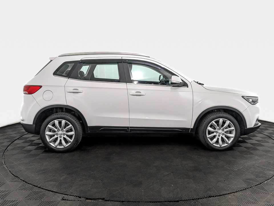 Фото FAW Besturn X40 с пробегом 38 302 км