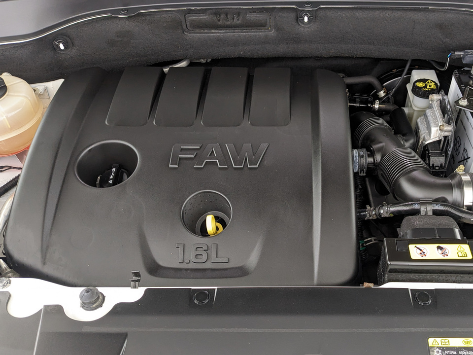 Фото FAW Besturn X40 с пробегом 38 302 км