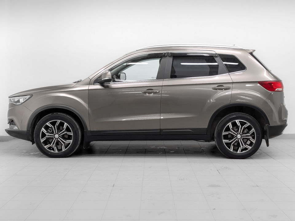 Фото FAW Besturn X40 с пробегом 20 748 км