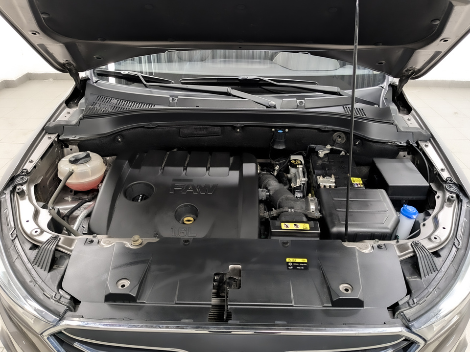Фото FAW Besturn X40 с пробегом 20 748 км