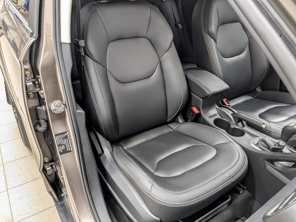 Фото FAW Besturn X40 с пробегом 20 748 км