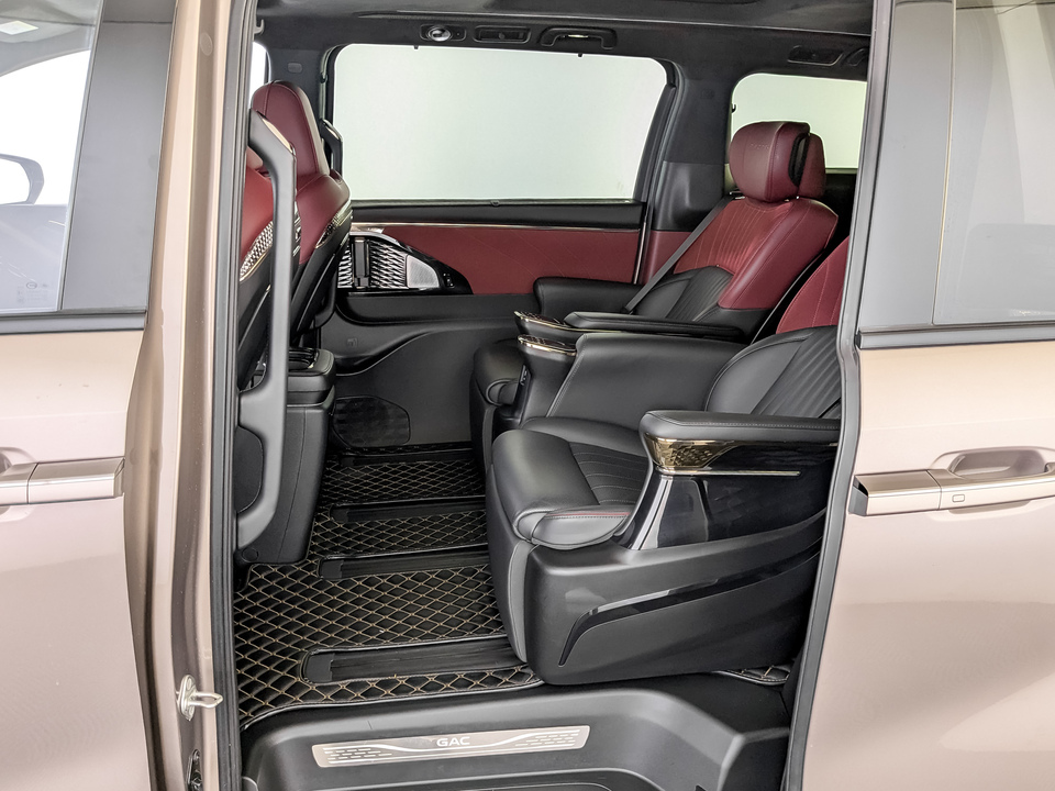 Фото GAC M8 с пробегом 58 068 км