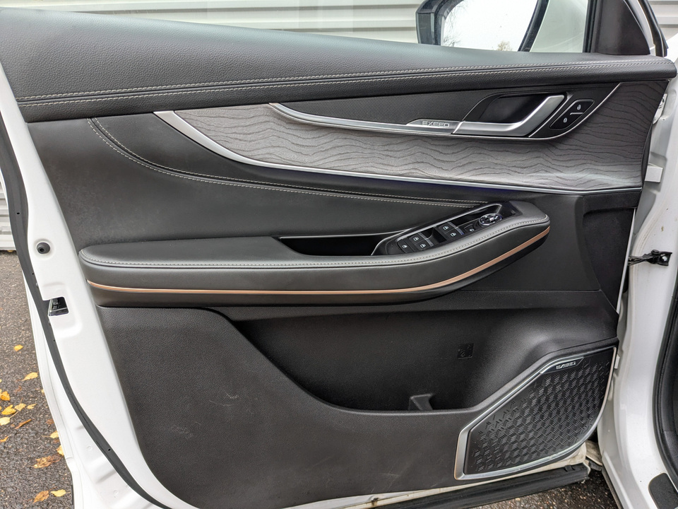 Фото Exeed LX с пробегом 74069 км