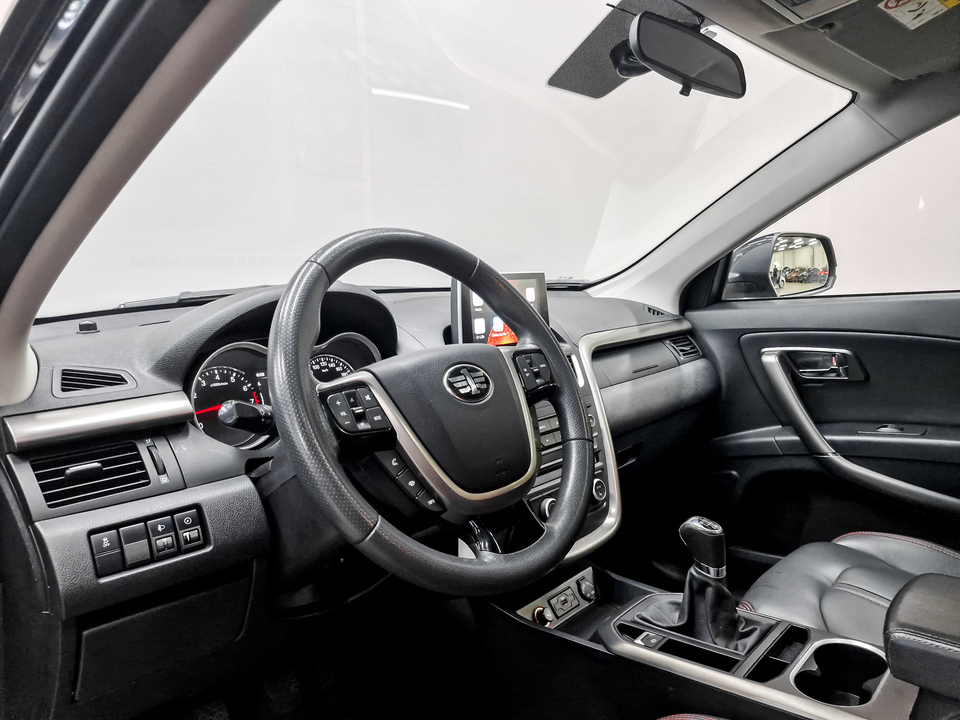 Фото FAW Besturn X80 с пробегом 80 056 км