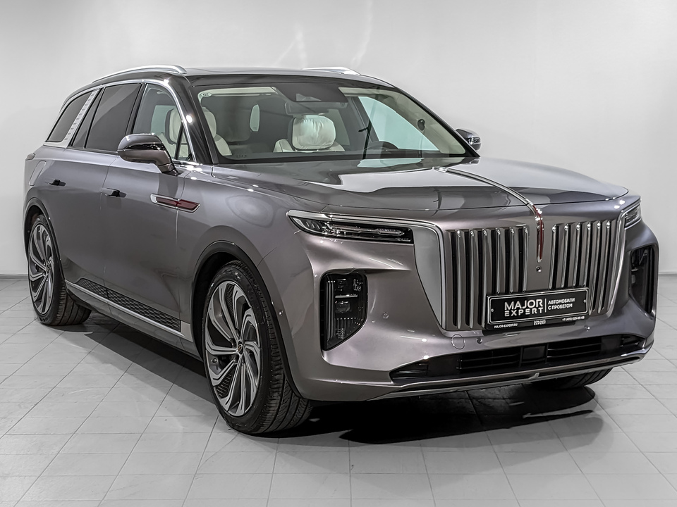 Фото Hongqi E-HS9 с пробегом 25634 км