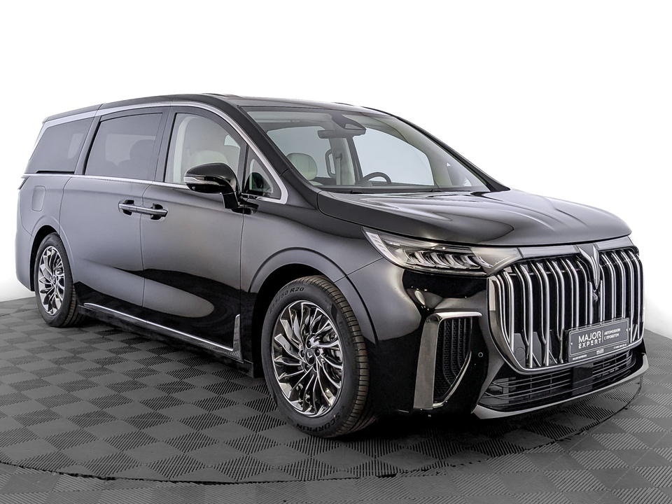 Фото Voyah Dream с пробегом 440 км