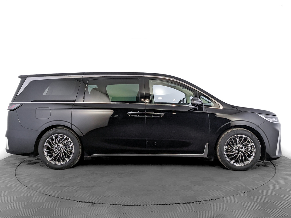 Фото Voyah Dream с пробегом 440 км