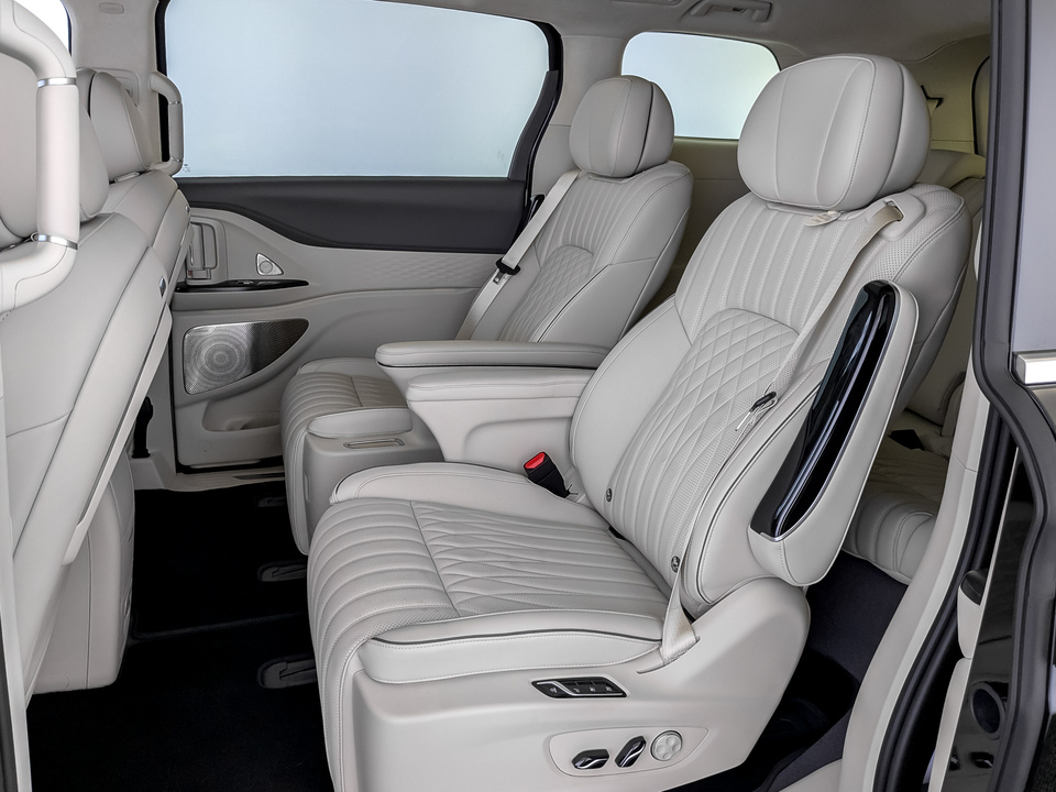 Фото Voyah Dream с пробегом 440 км