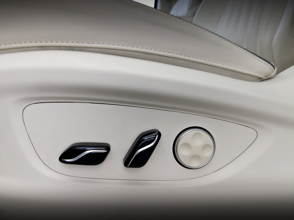 Фото Voyah Dream с пробегом 440 км