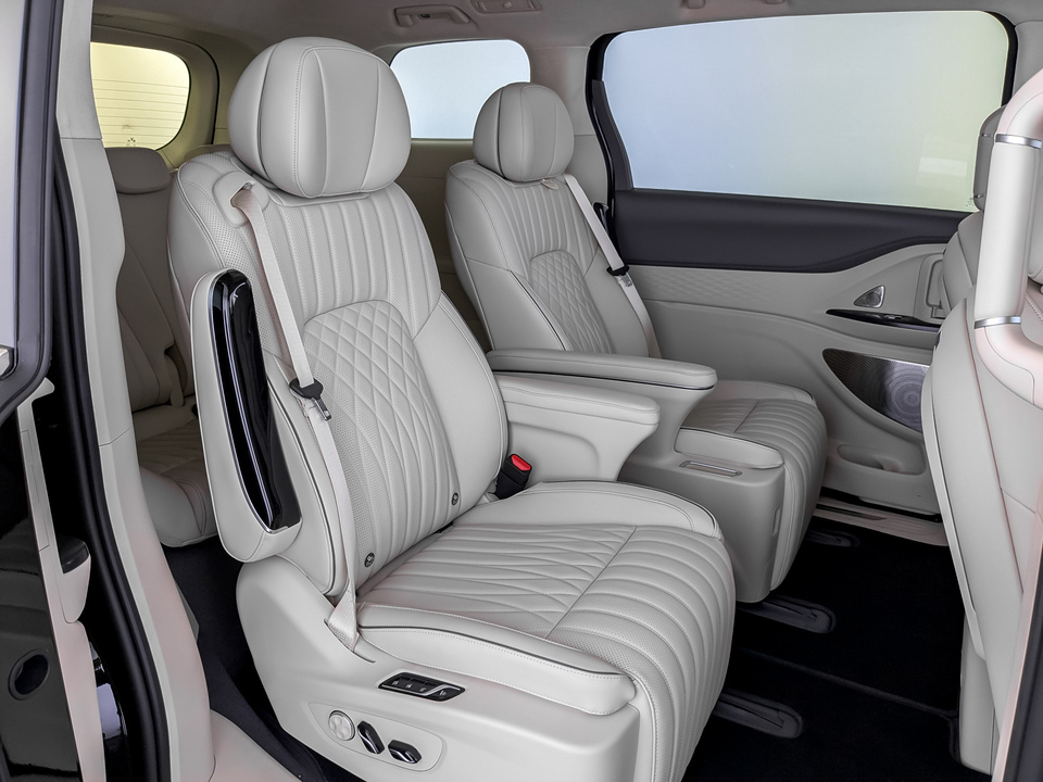 Фото Voyah Dream с пробегом 440 км