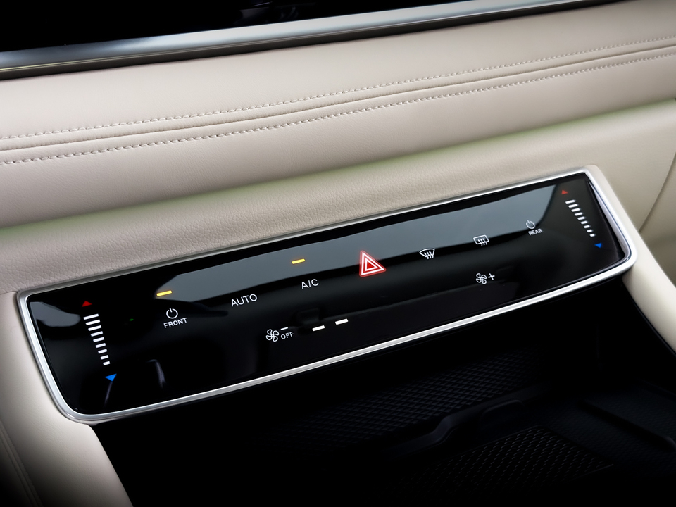 Фото Voyah Dream с пробегом 440 км