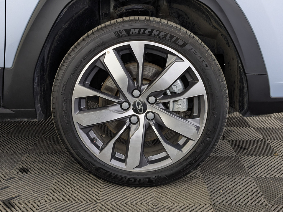 Фото Москвич 3e с пробегом 13 337 км